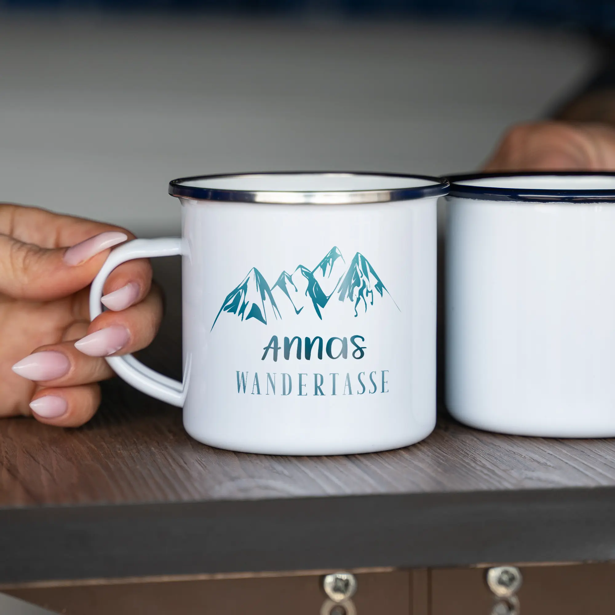 Emailletasse weiß 18oz, mit farbigem Tassenrand, div. Randfarben