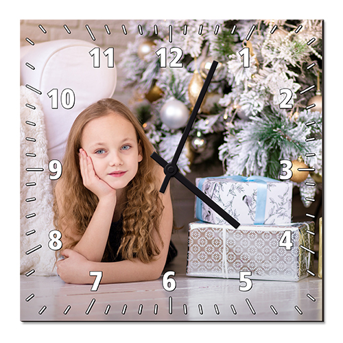 Horloge murale en fibres dures carrée,  diverses versions