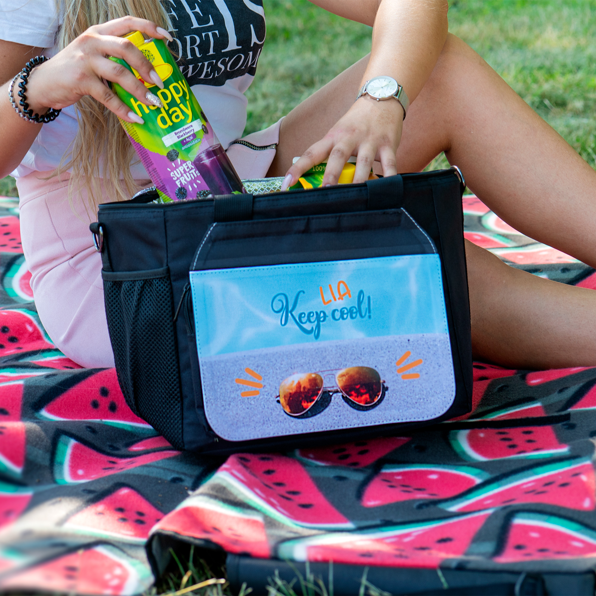 Kühltasche schwarz mit blauem Deckel, Größe (BxHxT) 320 x 260 x 230 mm, 20 St./Karton