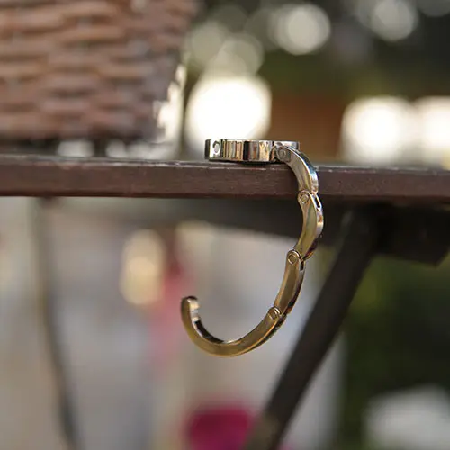 Handtaschenhalter mit Alu-Einsatz, div. Ausführungen