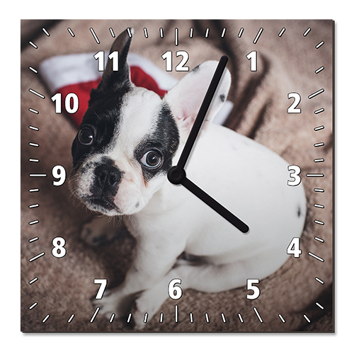 Horloge murale en fibres dures carrée,  diverses versions