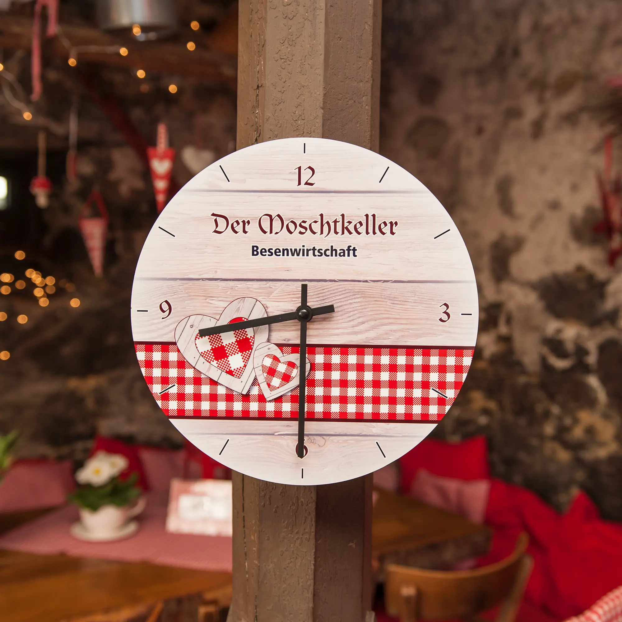 Hartfaser-Wanduhr rund, div. Ausführungen