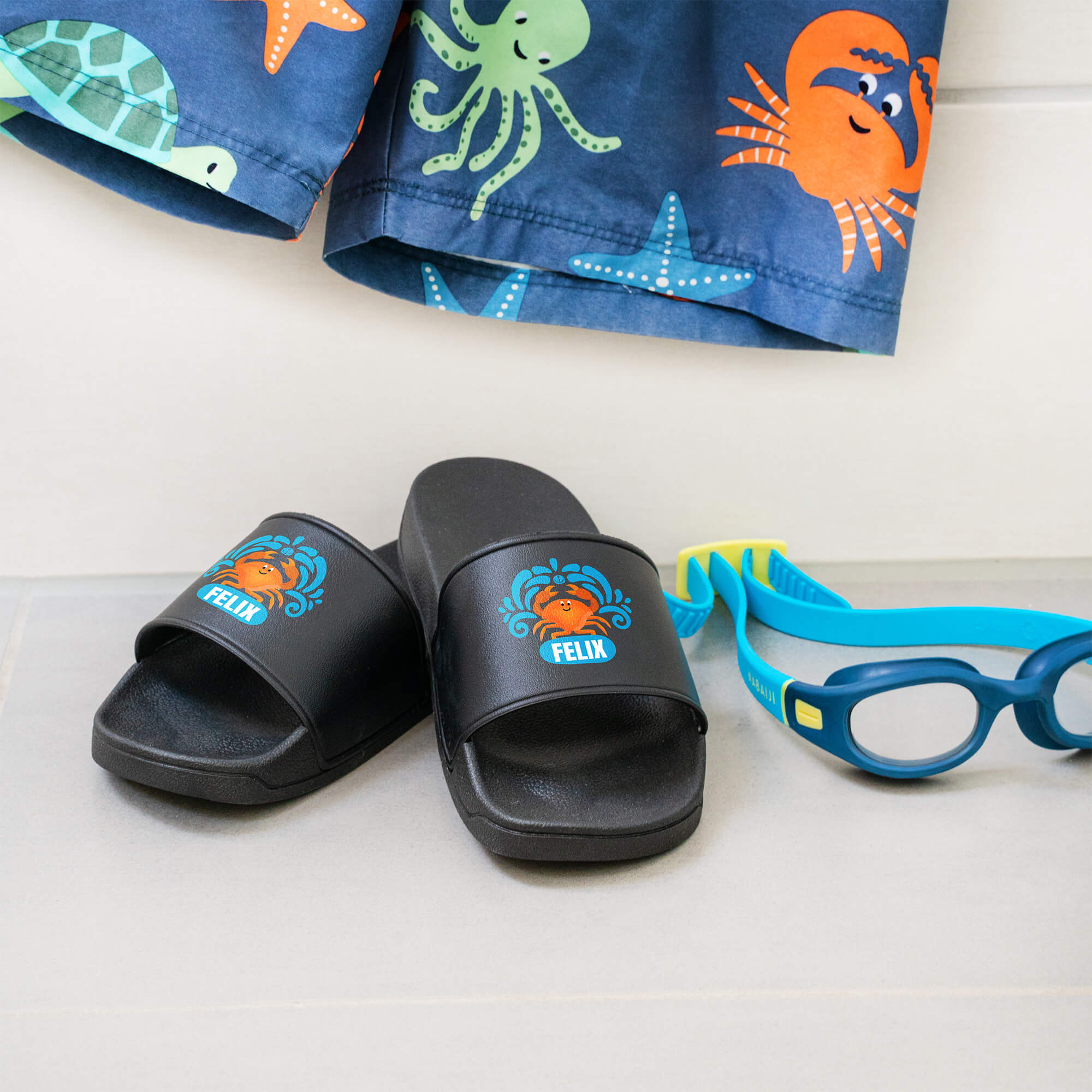 Bathing slippers for kids with printable flap (for DTF), various colours and sizes Bathing slippers for kids with printable flap (for DTF), various colours and sizes