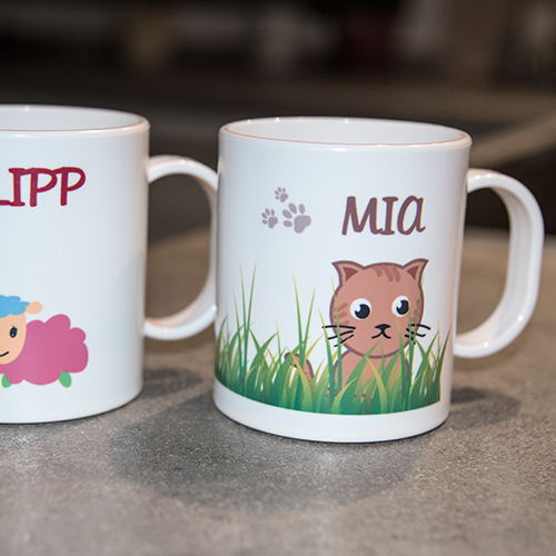 Tasse en plastic 11oz, couleur blanc,  diverses versions