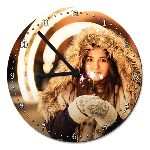 Horloge murale en fibres dures autour, diverses versions